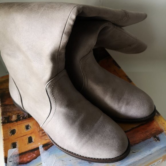 Bella Vita Suede Mid Calf Boots taupe 10 - Picture 5 of 15